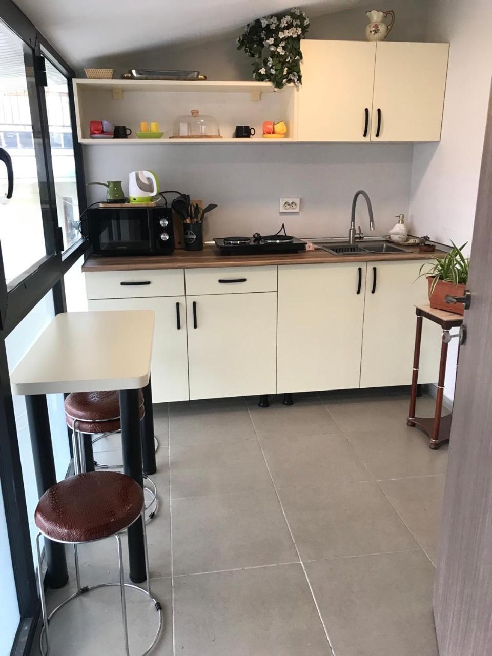 טביליסי Lia'S Guest House מראה חיצוני תמונה