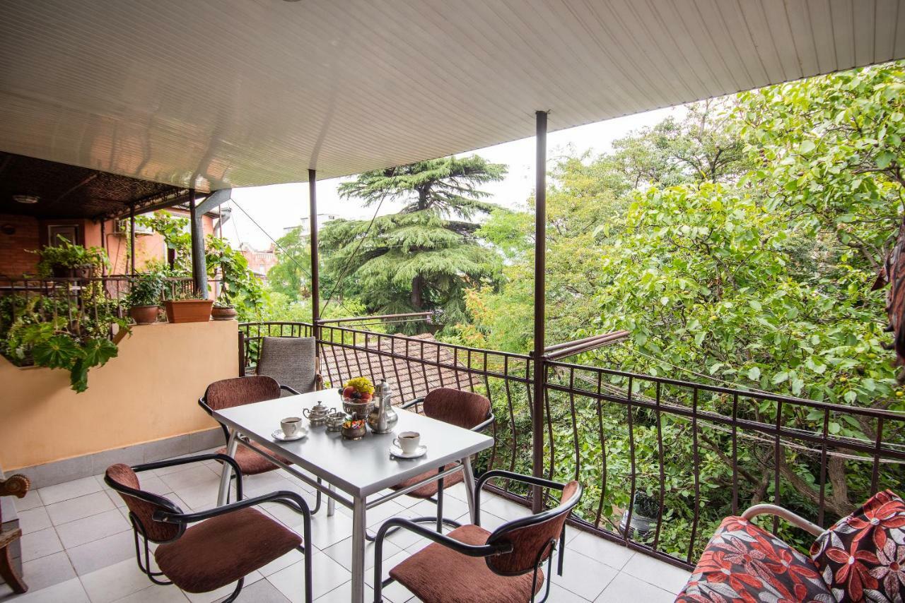טביליסי Lia'S Guest House מראה חיצוני תמונה