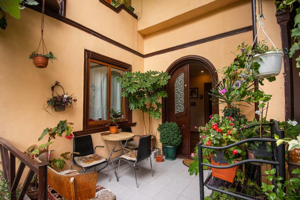 טביליסי Lia'S Guest House מראה חיצוני תמונה